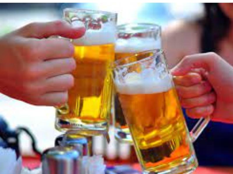 Đồ uống có cồn và nước ngọt gây tăng đường huyết