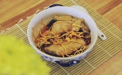 Cải thiện sức khỏe sinh lý với đông trùng hạ thảo hấp ức gà – Món ăn bổ dưỡng cho sinh lực tự nhiên